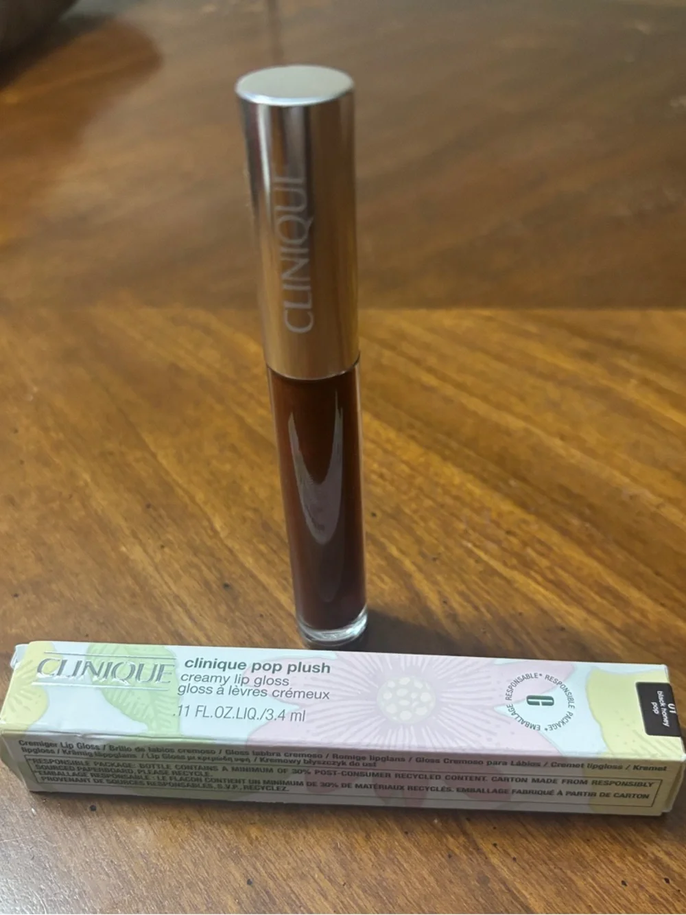 Clinique Pop Plush creamy lip gloss-Black Honey Pop